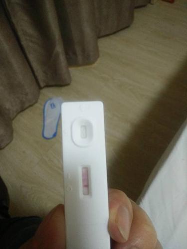 验孕棒t处有一片红,但是能看见有一条白色的横线,这算怀孕吗?