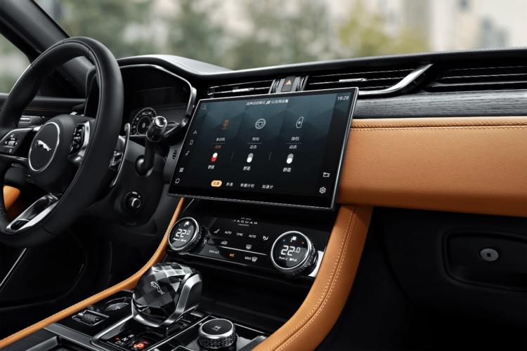 全新捷豹xfl内饰