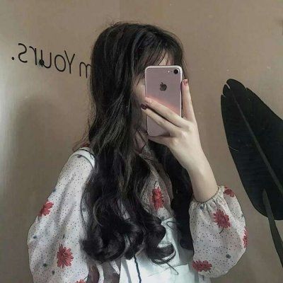 女生半张脸qq头像