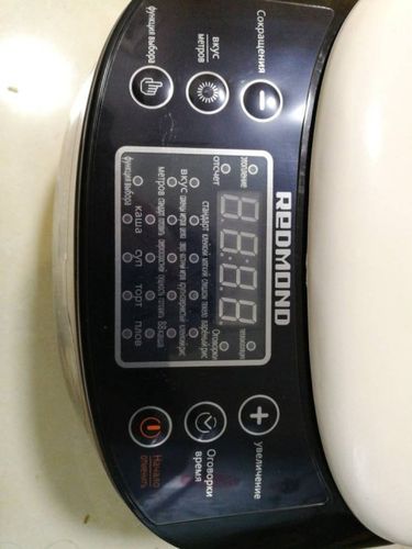 买的redmond电饭煲,俄语面板帮翻译下,谢谢