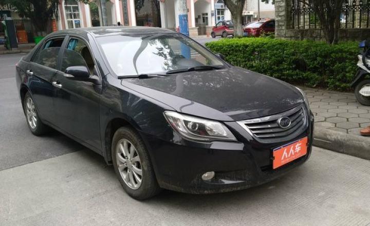 比亚迪-g6 2013款 2.0l 手动豪华型