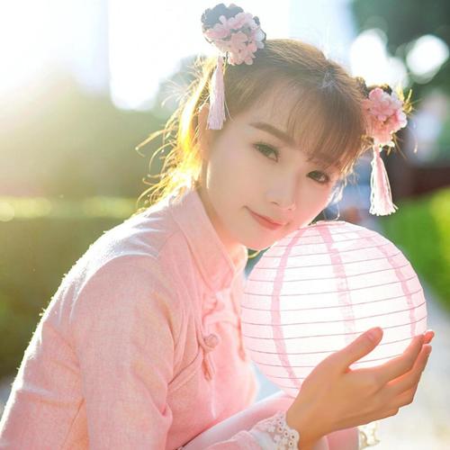 唯美风景美女唯美古装气质美貌 内容简介 超高清唯美美女古风头像图片