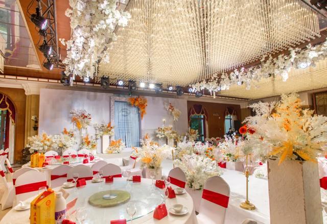 绵阳6000㎡婚礼宴会新地标打造第①家凤凰主题婚礼堂