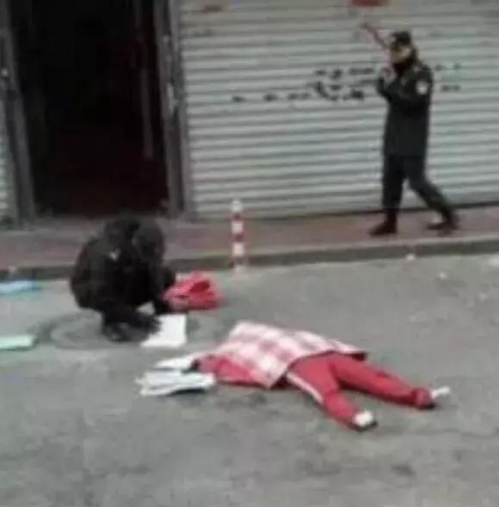 清晨大连一校服女孩背着书包坠楼身亡 坠楼原因正在调查