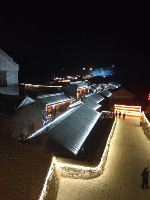 石家庄鹿泉土门关驿道小镇夜景皓月当空群星璀璨