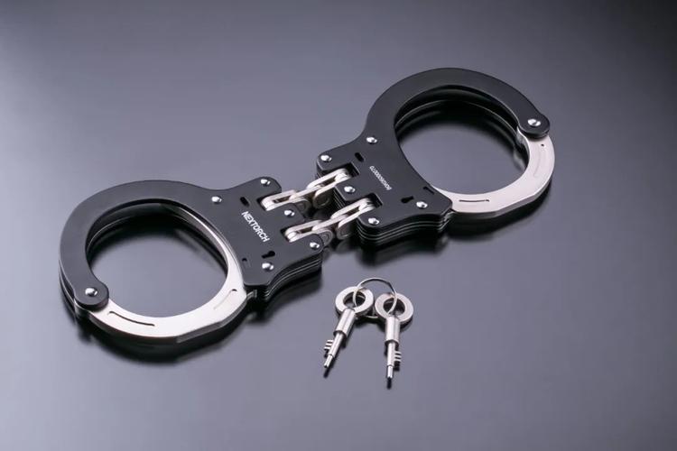 新品上市纳丽德双链金属手铐牢固加倍约束力更强组图