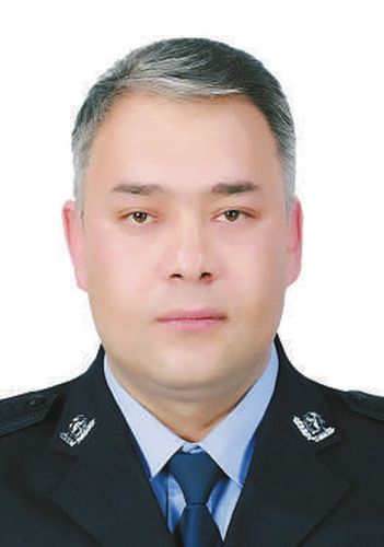 年5月出生,中共党员,新疆维吾尔自治区和田地区和田县公安局党委委员