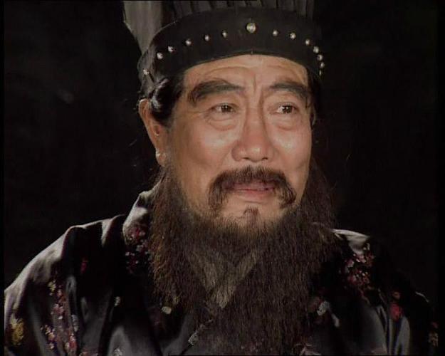 李肃为官卖董卓为功被杀