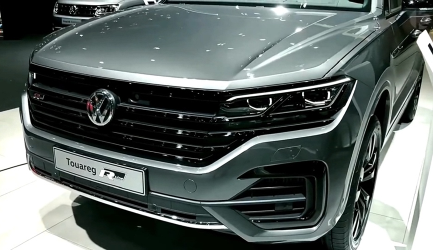 实拍2020款大众途锐外观内饰百公里49秒看完果断放弃奥迪q7