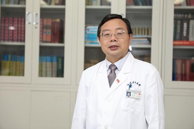 为医之道至精至微江苏省中医院沈洪以37载昼夜不息的伏案耕耘守护仓廪