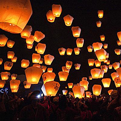 满天孔明灯简笔画古风