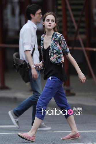 【艾玛·沃特森】少女气息来袭~艾玛·沃特森 (emma watson) 身穿印花