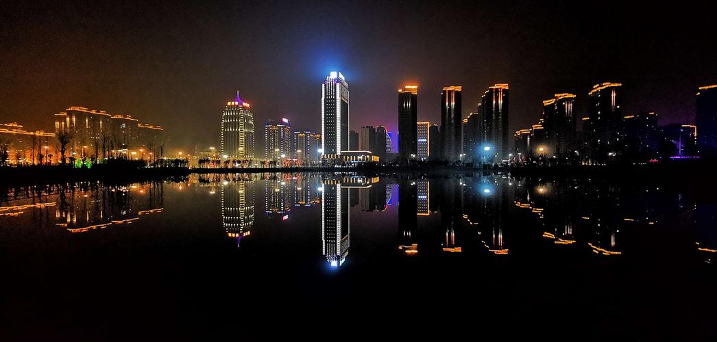 过年了,看看我们崭新的安阳东区夜色