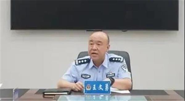 桦南县公安局召开紫苏节安保维稳工作部署会议