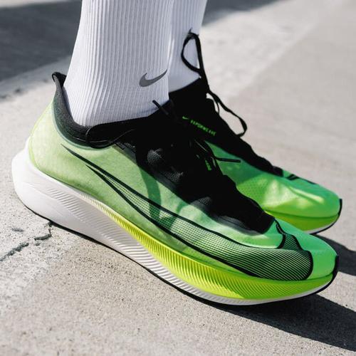 nike zoom fly   耐克男子马拉松缓震跑鞋at8240-100