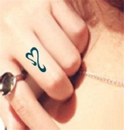 女生虎口小清新纹身介绍4款时尚好看的纹身推荐