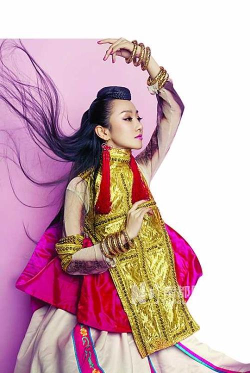 萨顶顶出场费|萨顶顶代言费|萨顶顶商演报价|萨顶顶公