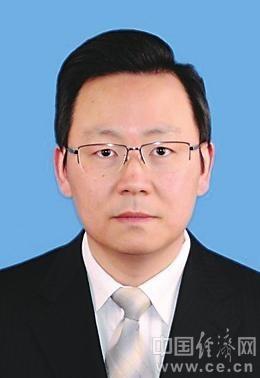 胡斌当选四平市市长