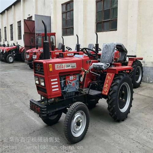 农用四轮拖拉机旋耕机 两驱小型四轮拖拉机 果园管理机