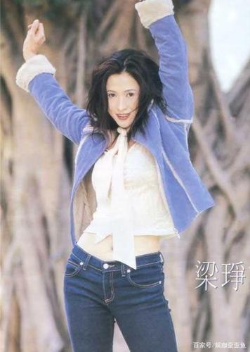 梁琤返港购性感战袍,高清镜头下身材零走样,51岁因恐婚仍单身