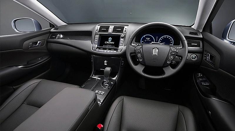 丰田第13代皇冠