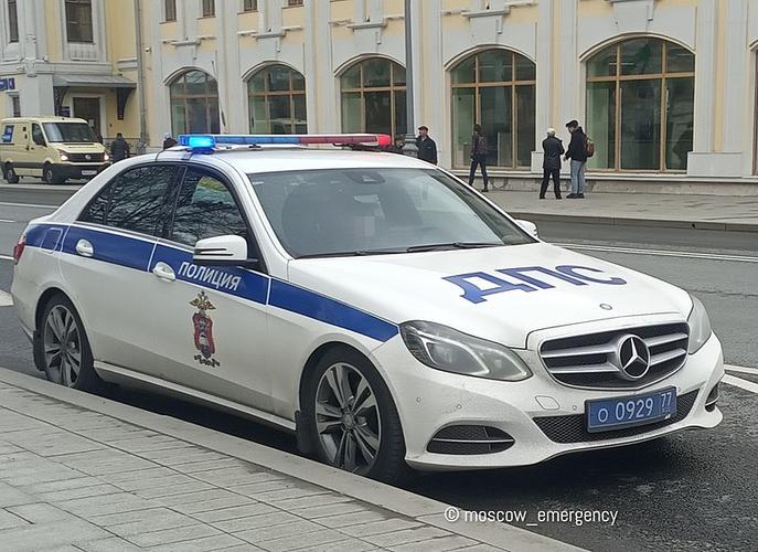 俄国警车型号进口