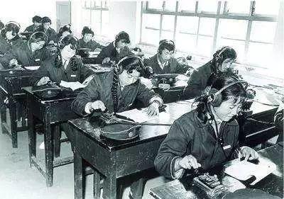 五六十年代的电报员