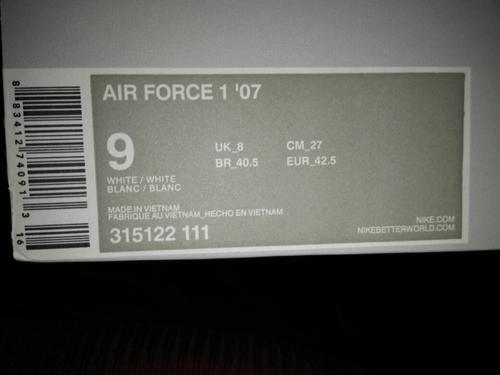 补图中底合格证钢印 中底 把鞋垫拿起来拍里面 合格证 鞋盒上