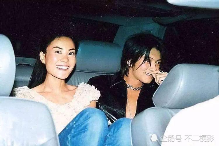 王菲要和谢霆锋结婚了?你看看谢贤为天后干了啥