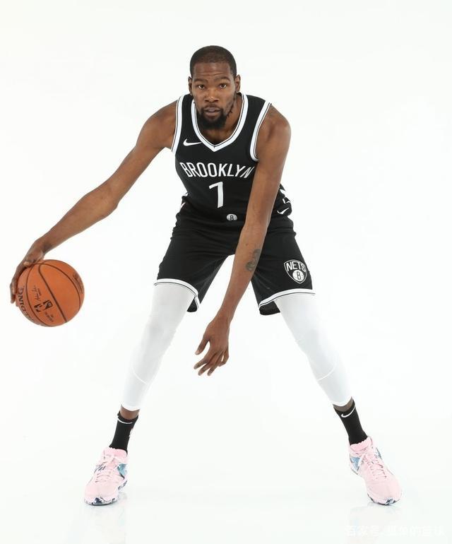 一组杜兰特照片