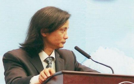 邱兴隆的人物简介