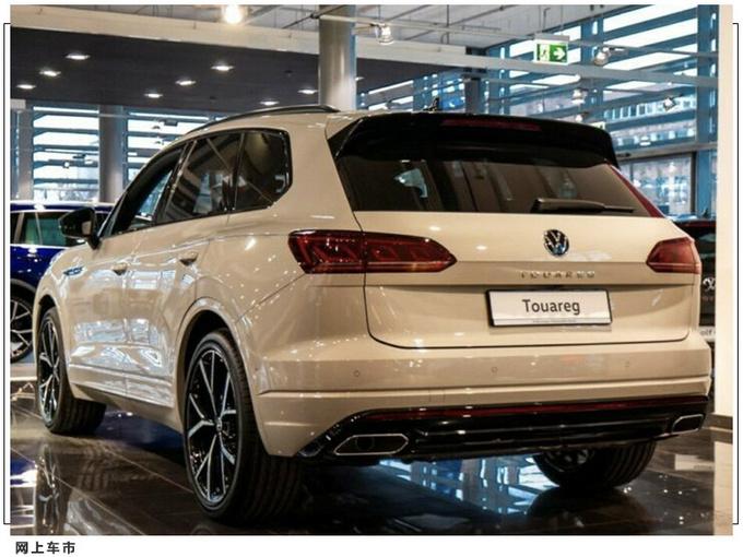 大众途锐进店实拍黑色外观套件大尺寸中控屏