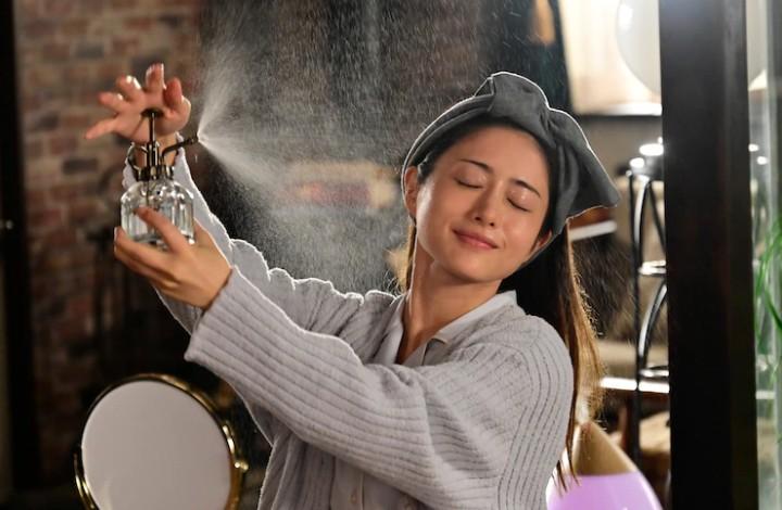 石原里美日剧《深深地恋爱!》新剧照 4月14日开播