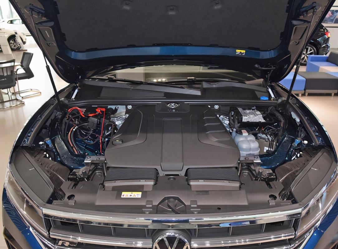 大众中大型suv,全新2021款途锐,v6引擎5.9秒破百