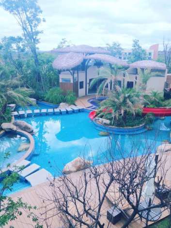 禄丰世界恐龙谷温泉酒店