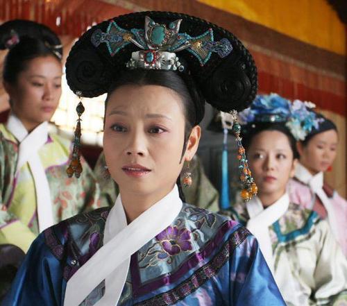 甄嬛传里看似无用的端妃为何能扳倒华妃笑到最后