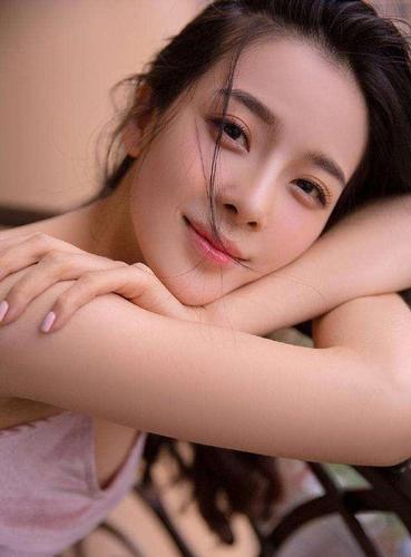 因为名字一度被认为是日本人, 她多次出演女主, 如今却变成这个样子