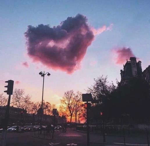 静谧唯美梦幻风景微信朋友圈配图