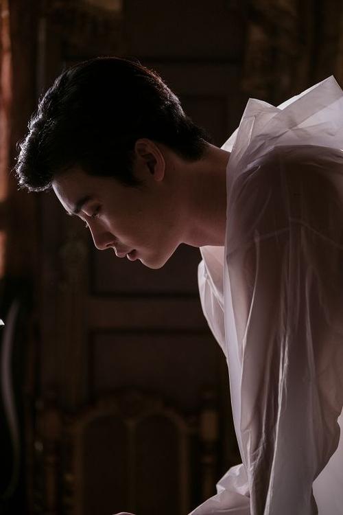 *sunny  2018年3月3日 23:32   关注  vip 李钟硕 评论 收藏