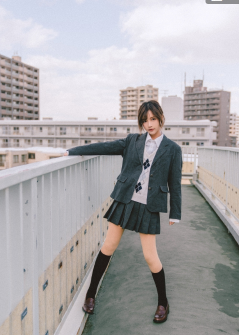 虎牙女主播丸子终于发布新歌!《广寒宫》让粉丝们爱不