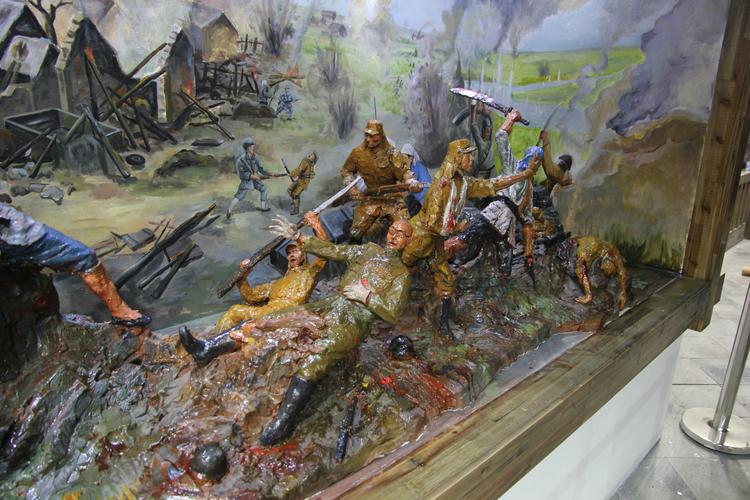 供应【南京玻璃钢雕塑】 微缩场景制作 抗战雕塑 博物馆雕塑