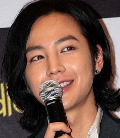 韩国最帅男星排行榜 李敏镐张根硕李准基鹿晗朴有天