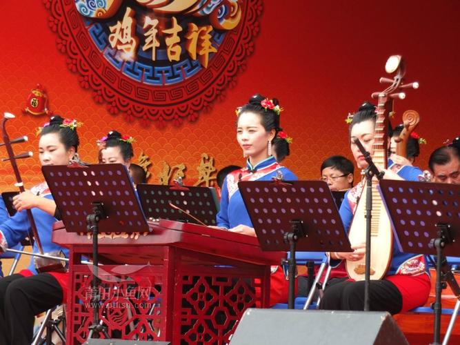 开场表演独具特色的莆田《十音八乐》