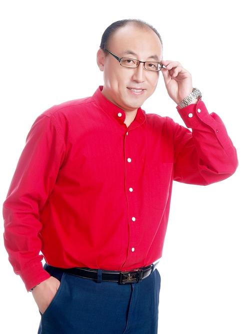 王书恒,男,中国相声,小品演员, 高派山东快书第三代传人.