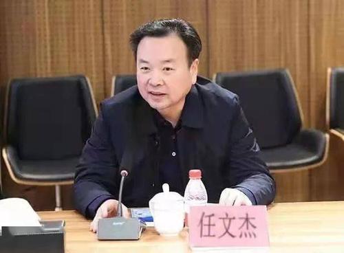 副校长王辉,雒保军,靳新峰,校党委委员,工会主席邵金远;长垣市市长