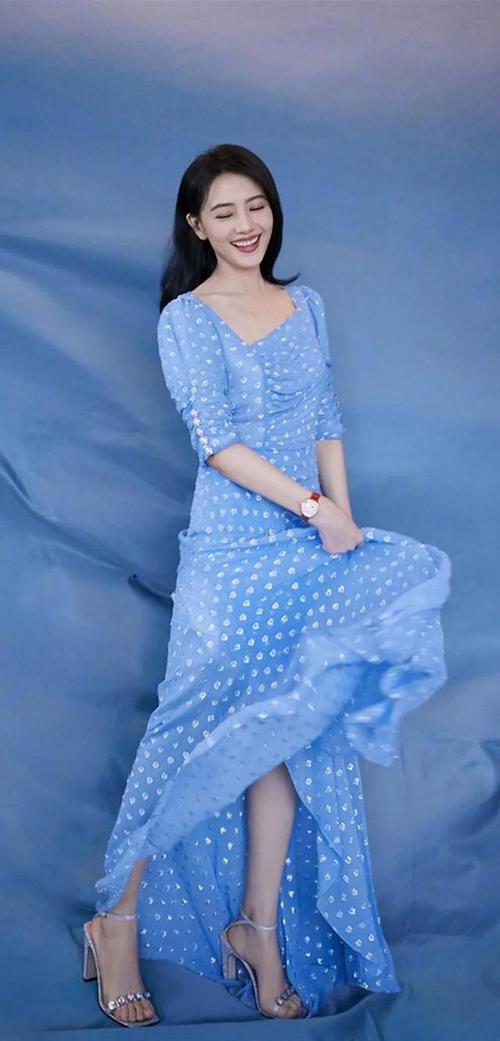壁纸女神高圆圆气质写真