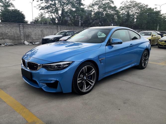 宝马m4 硬顶版 阿布扎比/黑内 现车优惠15.19万元