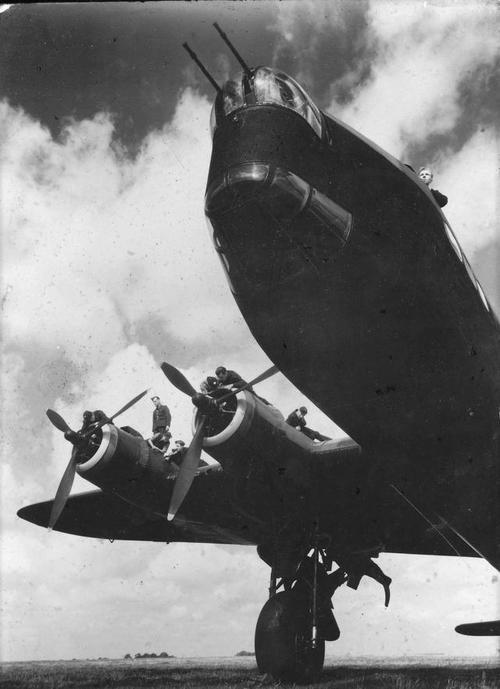 "斯特林"轰炸机