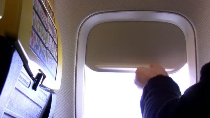 【飞机冷知识】点解飞机起飞 / 降落要拉起窗前遮阳板