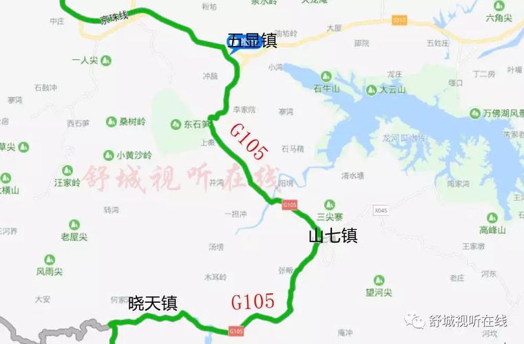 105国道在舒城县境内由霍山方向进入五显镇,合并舒晓路经山七镇,晓天